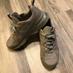 Nike Air Max *Clay* Size 9.5